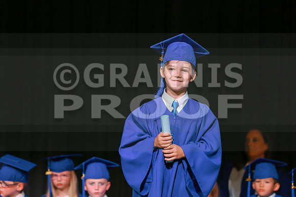 MCGRADUATION25-536
