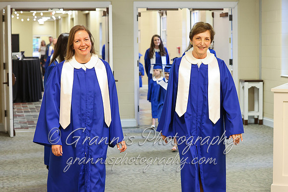 MCGRADUATION22-358