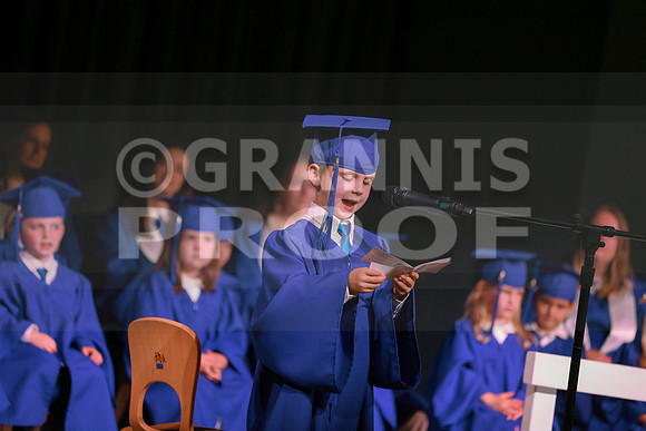 MCGRADUATION25-340