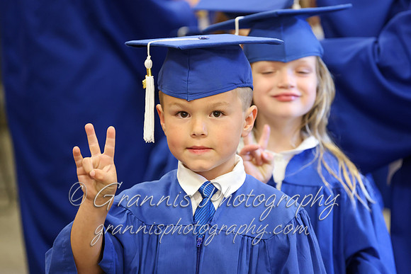 MCGRADUATION22-337