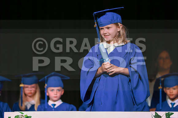 MCGRADUATION25-487