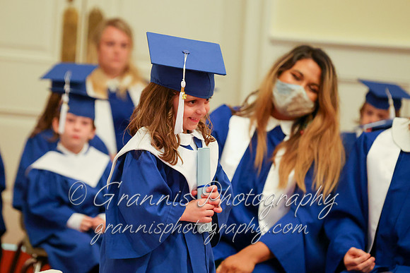 MCGRADUATION22-484