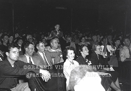 058_Ryman_inside crowd shot