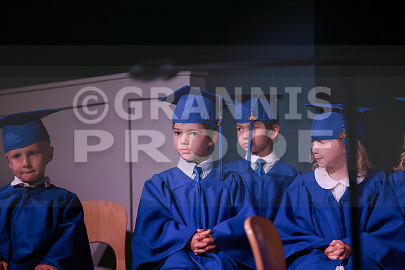MCGRADUATION25-612