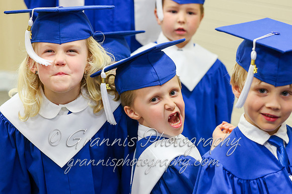 MCGRADUATION22-355