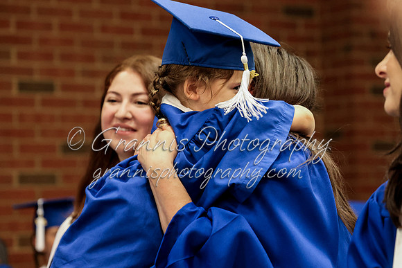 MCGRADUATION24-664