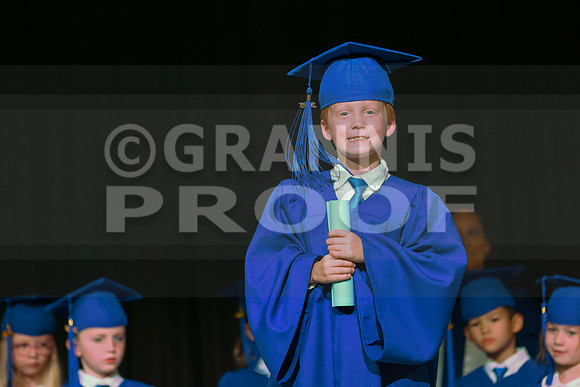 MCGRADUATION25-385