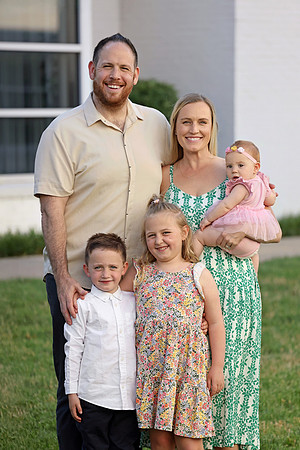 MCGRADUATION25-32