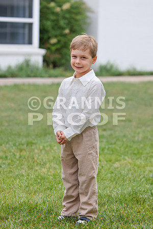 MCGRADFAM26-440