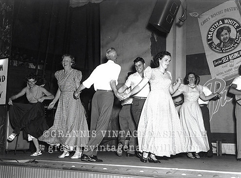 190_Unknown dancers