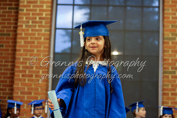 MCGRADUATION24-564