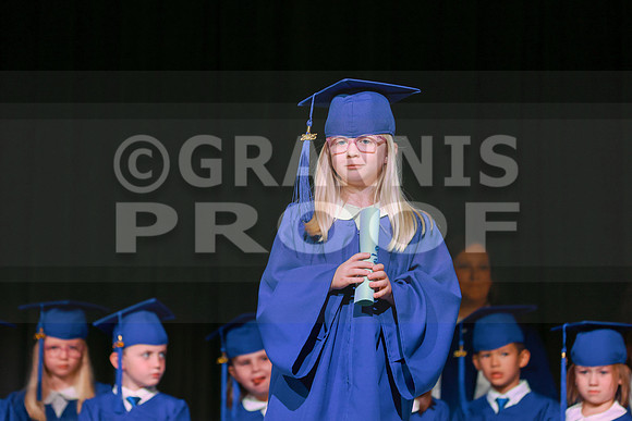 MCGRADUATION25-399