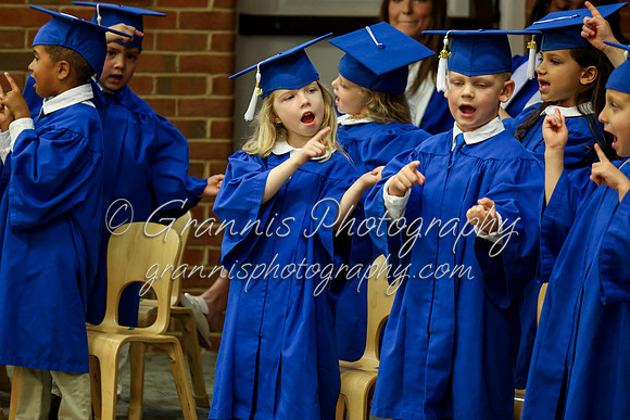 MCGRADUATION24-494