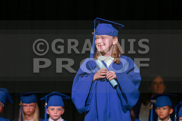 MCGRADUATION25-599