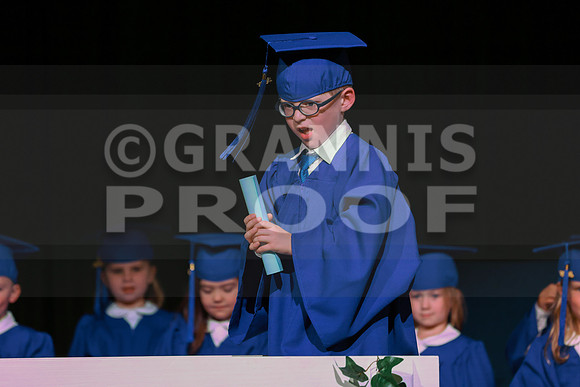 MCGRADUATION25-471