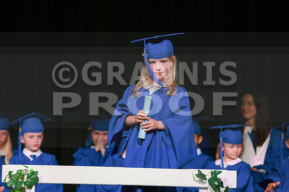 MCGRADUATION25-413