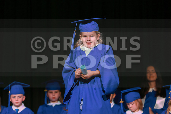 MCGRADUATION25-568