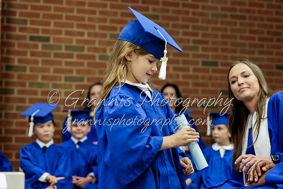 MCGRADUATION24-772