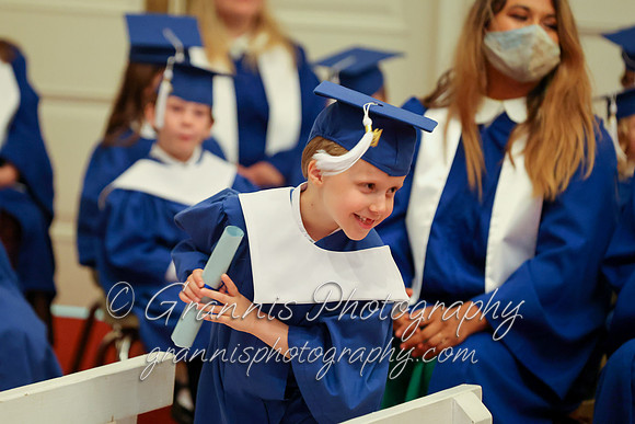 MCGRADUATION22-477