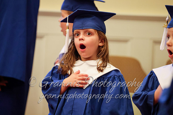 MCGRADUATION22-370