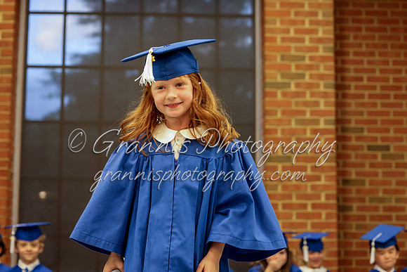 MCGRADUATION24-605
