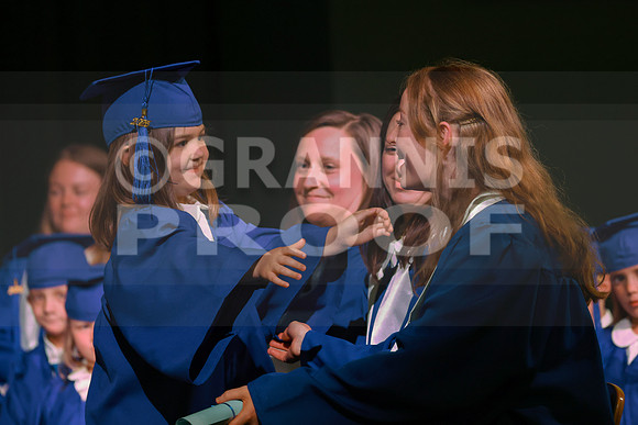 MCGRADUATION25-444