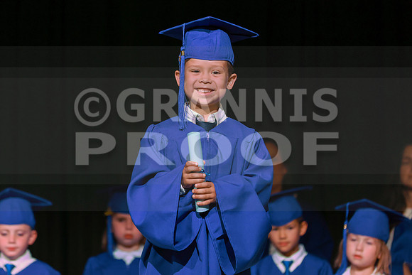 MCGRADUATION25-580