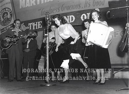 094_Chet Atkins & The Carter Sisters