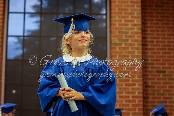 MCGRADUATION24-637