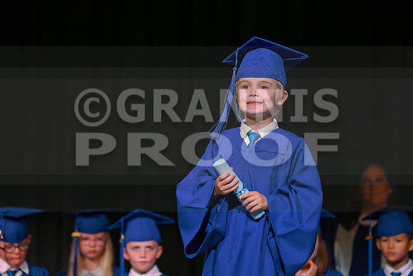 MCGRADUATION25-495