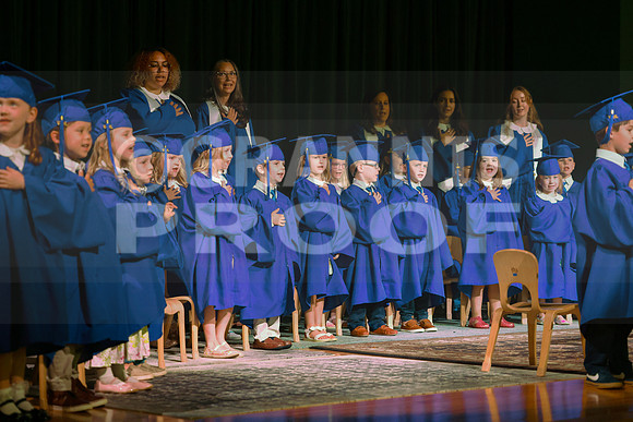 MCGRADUATION25-309