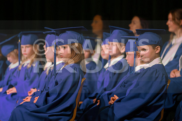 MCGRADUATION25-328