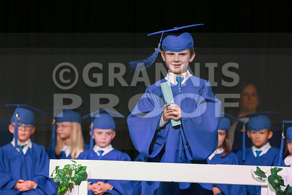 MCGRADUATION25-501