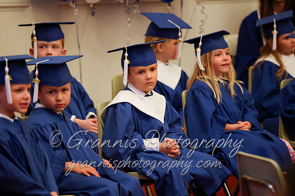 MCGRADUATION22-372