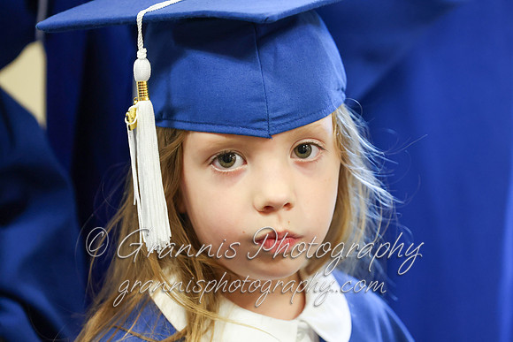 MCGRADUATION22-338