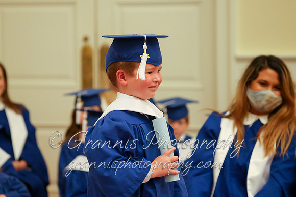 MCGRADUATION22-490