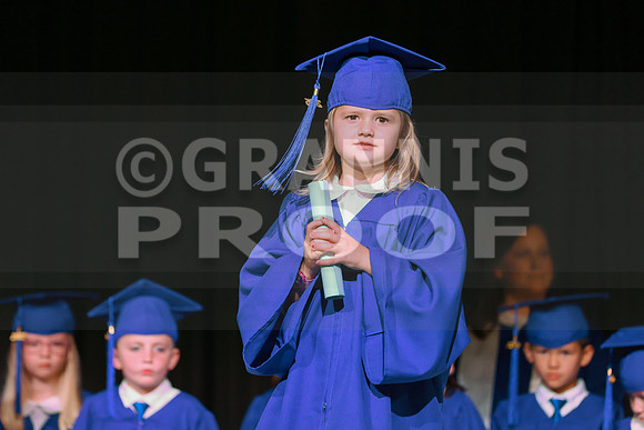 MCGRADUATION25-607
