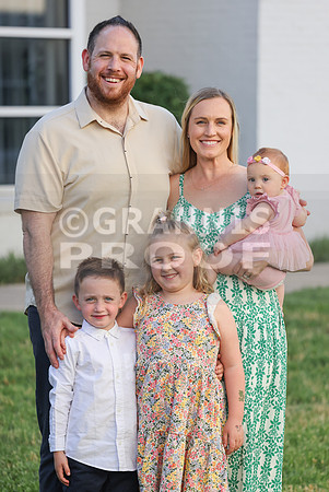 MCGRADUATION25-30
