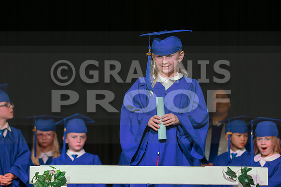 MCGRADUATION25-381