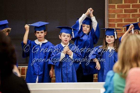 MCGRADUATION24-798