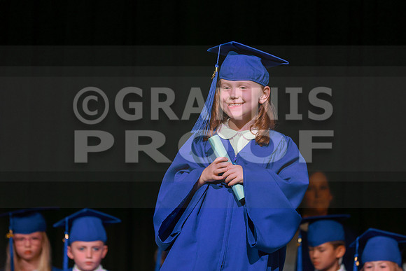 MCGRADUATION25-593