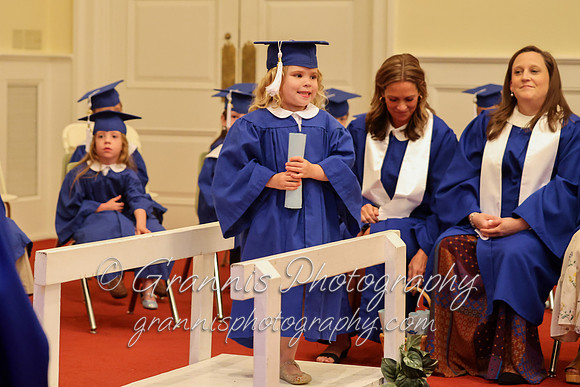 MCGRADUATION22-403
