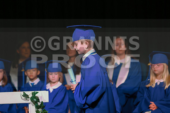 MCGRADUATION25-394