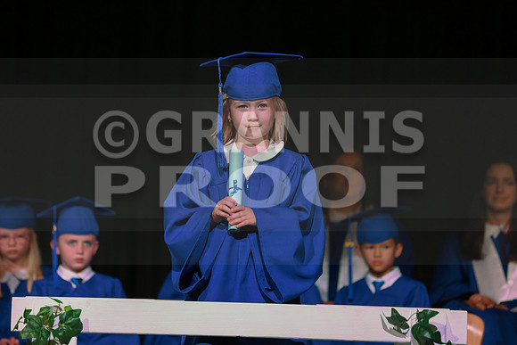 MCGRADUATION25-433