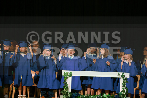 MCGRADUATION25-326