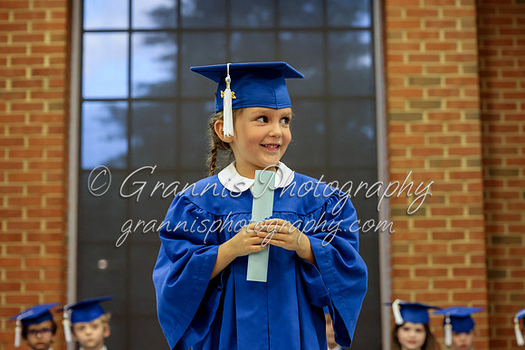 MCGRADUATION24-604