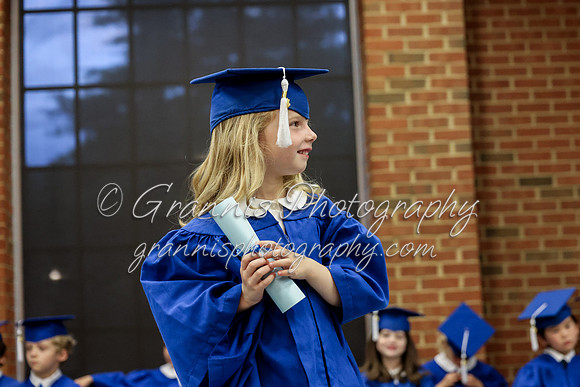 MCGRADUATION24-727