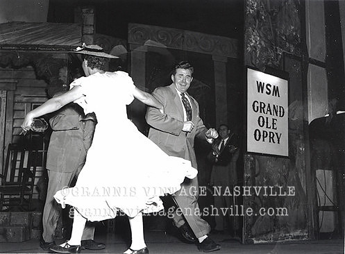 107_Minnie Pearl