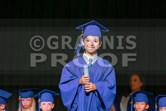 MCGRADUATION25-537