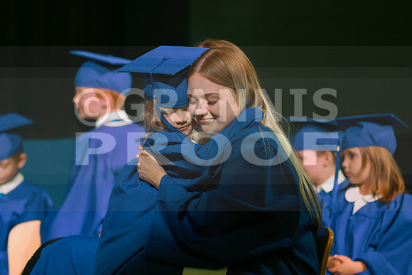 MCGRADUATION25-386